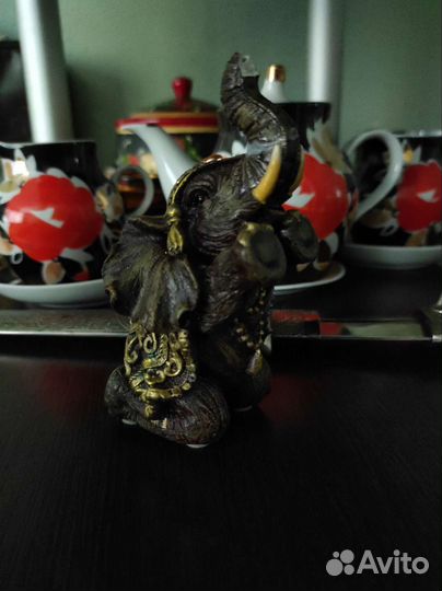 Статуэтки слоники