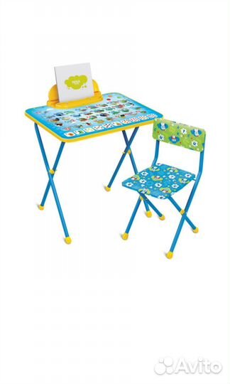 Детский столик и стульчик для кормления