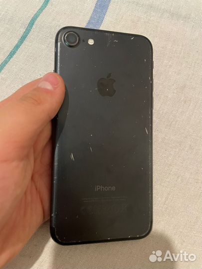 iPhone 8, 64 ГБ