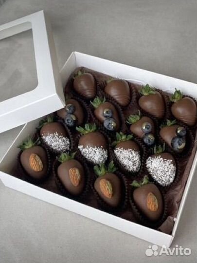 Клубника в шоколаде подарок для мужчины