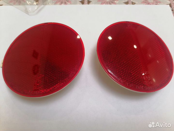 Отражатель заднего бампера Opel Antara1