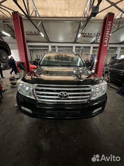 Бампер перед toyota 200