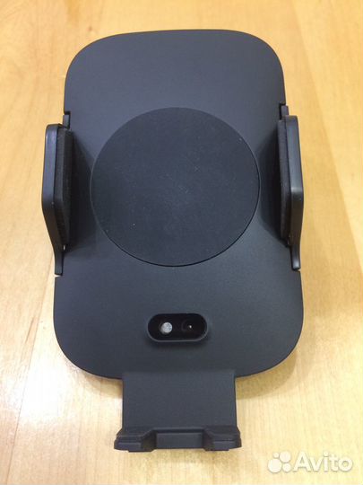 Держатель с беспроводной зарядкой RedLine