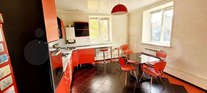 Коттедж 129,8 м² на участке 5,5 сот.