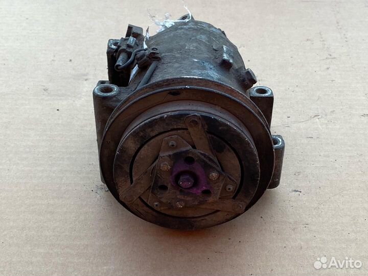 Компрессор кондиционера Nissan Almera N16 2000