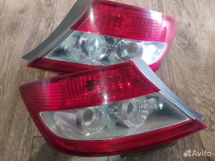 Задние фонари Honda fit aria Хонда