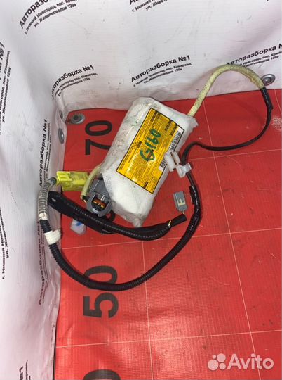 Подушка безопасности в сиденье передняя правая