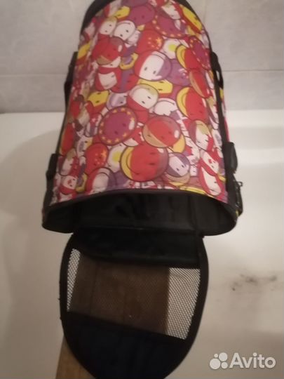 Переноска для кошек и маленьких собак