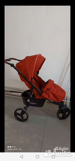 Прогулочная коляска