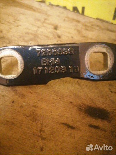 Петля крышки багажника левая Bmw 5-Series F11 2.0