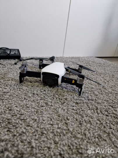 Квадрокоптер DJi Mavic Air 1 поколение