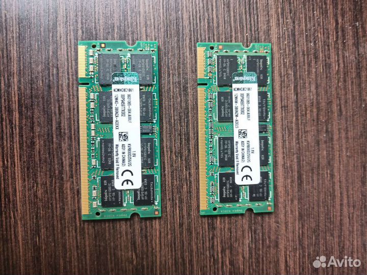 Карта памяти 2gb 2шт