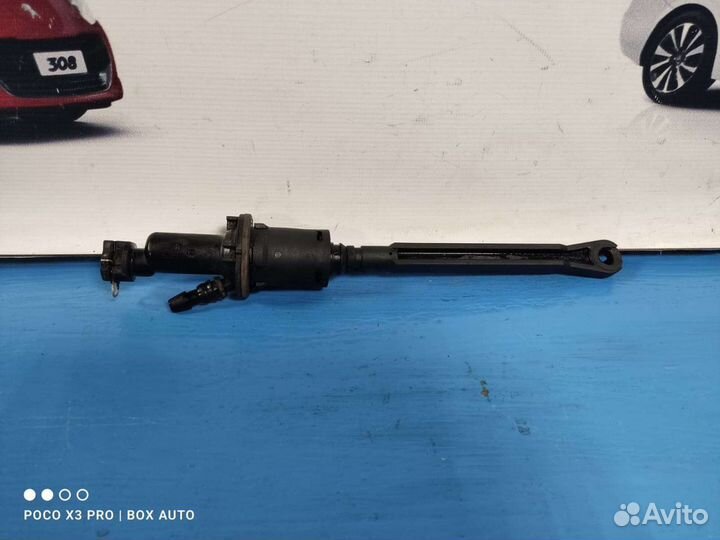 Главный цилиндр сцепления Ситроен С4 Б5 Еп6