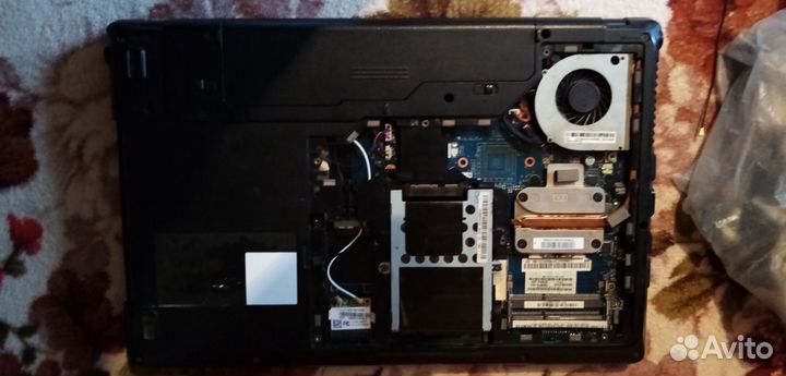 Ноутбук Lenovo G560 на запчасти