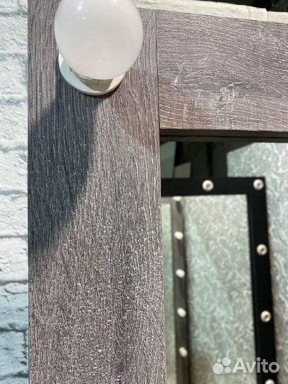 Зеркало с лампами на колесиках 180*80