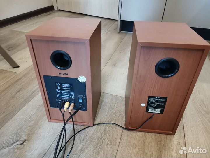 Колонки для компьютера dialog