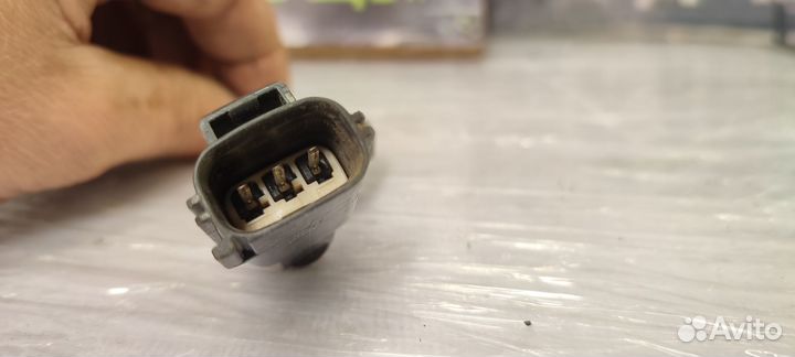 Датчик распредвала Volvo S80
