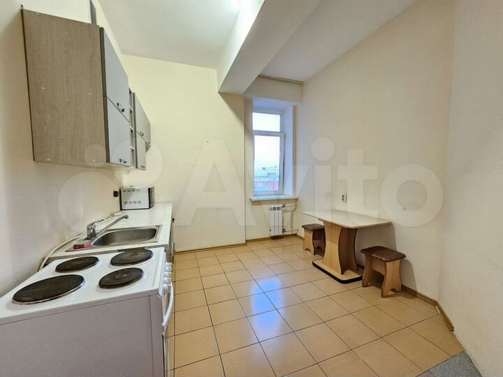 2-к. квартира, 58 м², 6/10 эт.