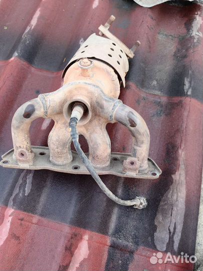 Коллектор выпускной на Hyundai Solaris 2