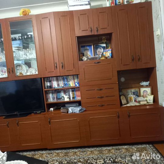 Стенка в гостиную бу