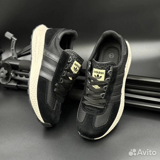 Кроссовки женские Adidas (36-41)