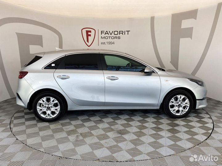 Kia Ceed 1.6 AT, 2022, 7 900 км
