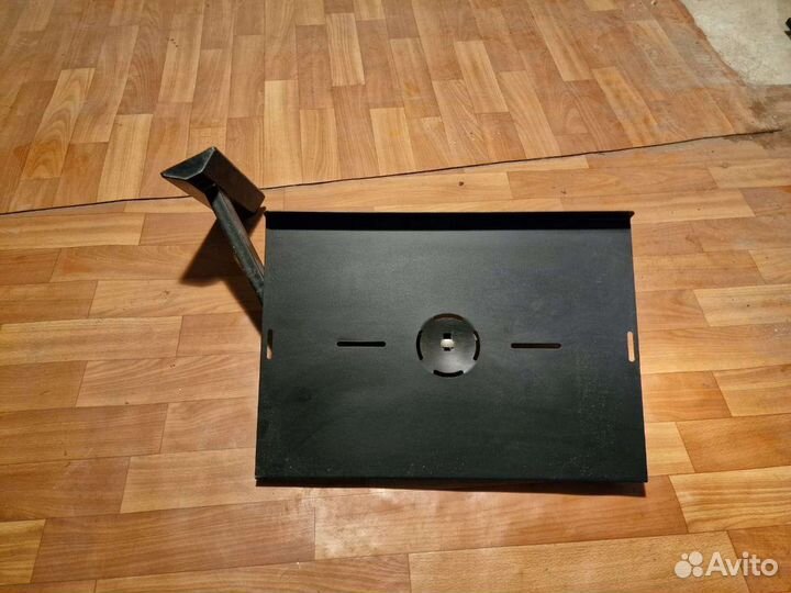 Кронштейн для тв аппаратуры б/у