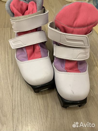 Лыжные ботинки