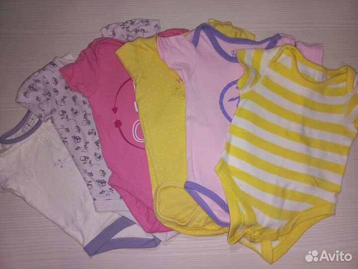 Пакет вещей для девочки от 6 до 9 месяцев