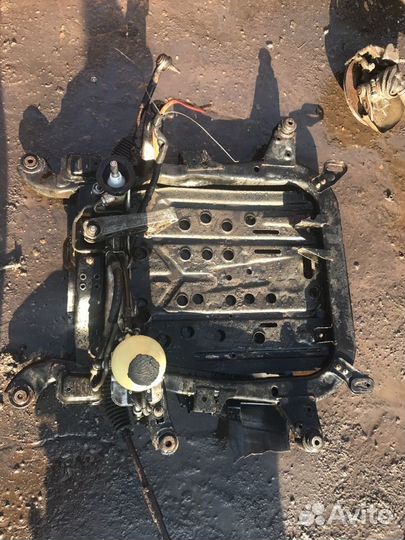 Опель астра 2005г.передний подрамник