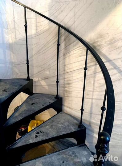 Лестница уличная