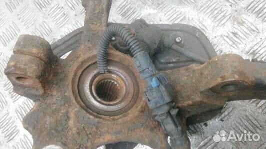 Ступица передняя левая opel meriva A (ZKR05K901)