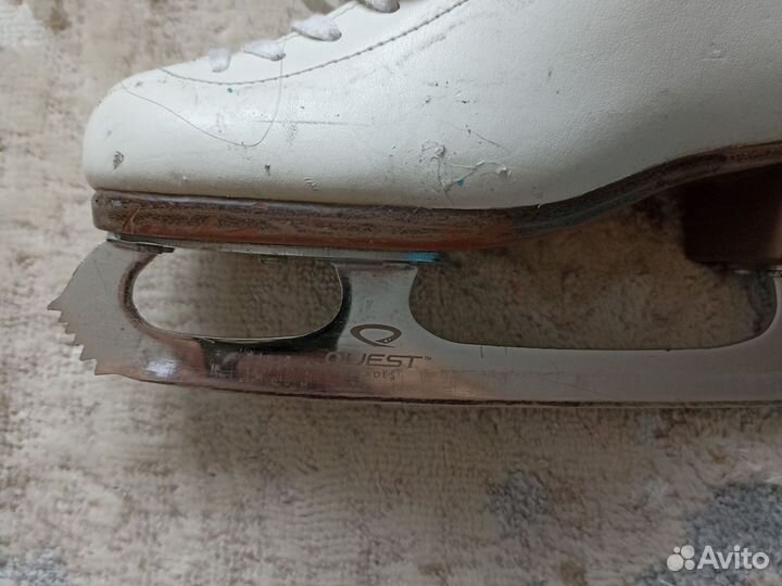 Фигурные коньки riedell