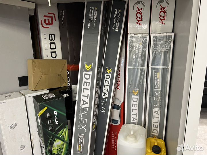 Бронепленка на авто в отрез deltaskin molekula