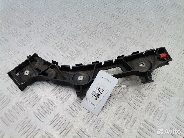 Кронштейн для Opel Zafira B