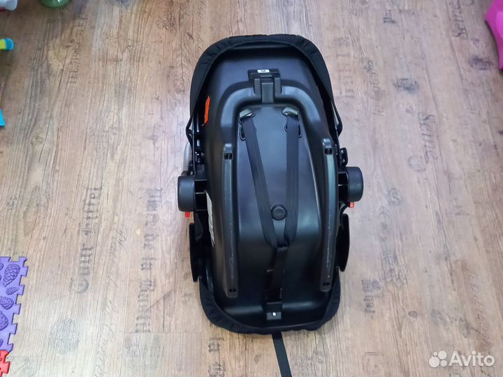 Автокресло люлька 0-13 кг Geburt