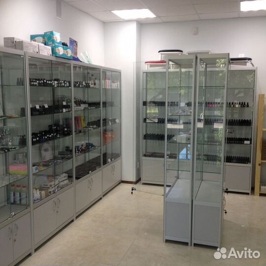 Витрины для магазина из алюминиевого профиля