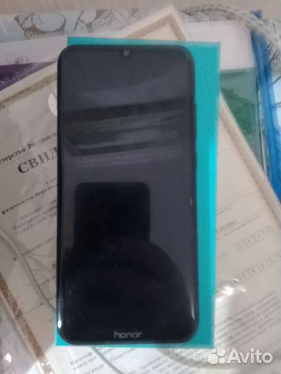 Телефон honor 8a