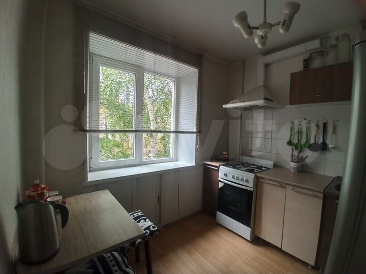 5-к. квартира, 31,7 м², 3/5 эт.