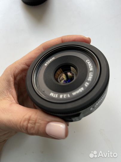 Объектив Canon 40mm macro 0.3m 0.98ft