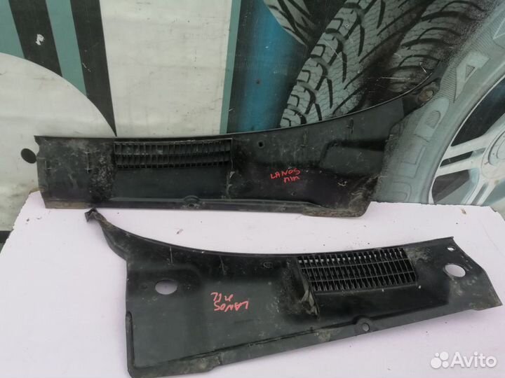 Жабо (планка под лобовое стекло ) Lanos