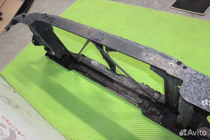 Передний телевизор Chevrolet Tahoe GMT400