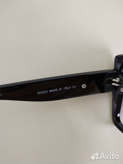 Солнцезащитные очки женские Gucci