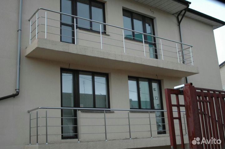 Перила для лестниц со стеклом