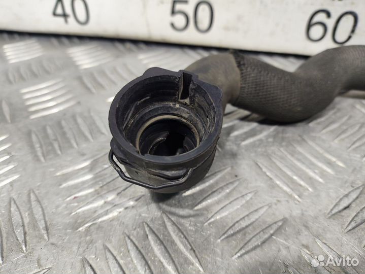 Б/У Патрубок радиатора Mercedes#001