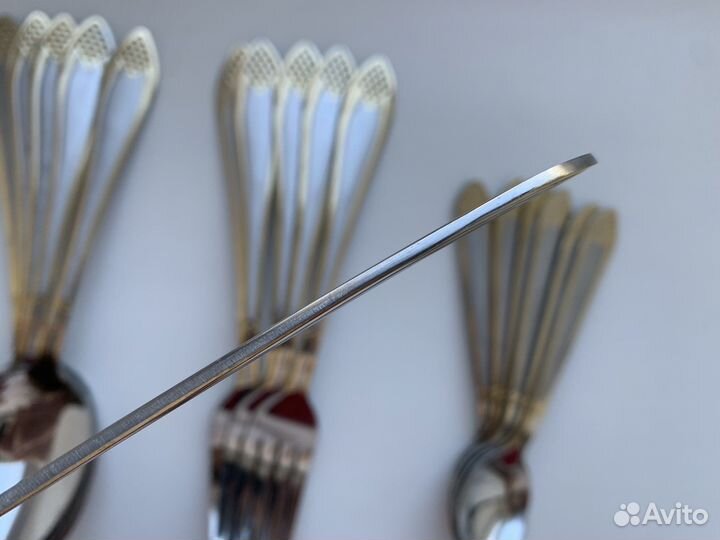 Набор вилок и ложек