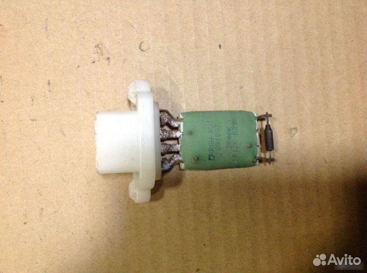 Резистор / печки Ford Fusion хечбек 1 2008