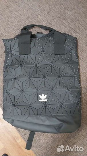 Новый рюкзак. Бренд adidas