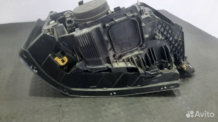 Фара левая Renault Truck T-Series