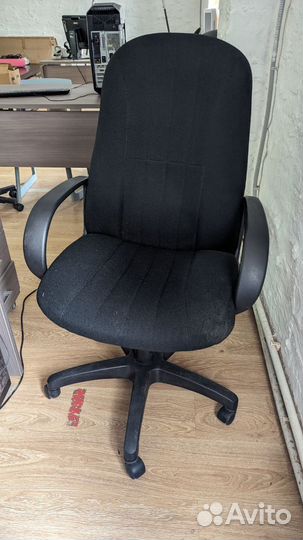 Офисные стулья бу на колесах